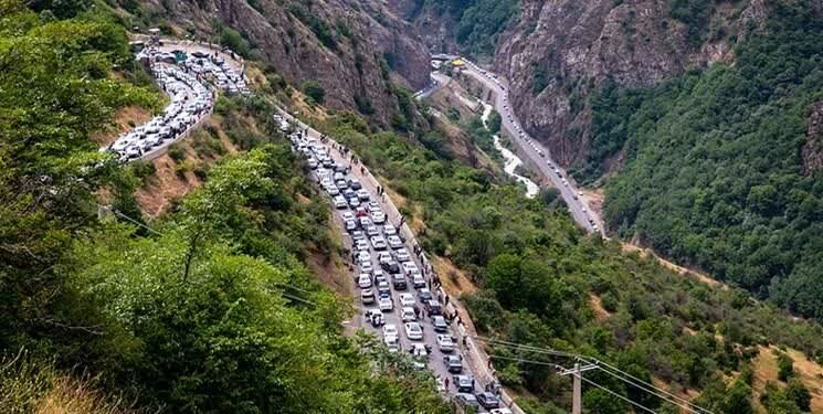 ترافیک سنگین در محورهای شمالی کشور؛ کندوان یکطرفه می‌شود