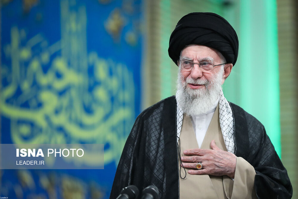 روایتی از دیدار دست‌اندرکاران کنگره شهدای امدادگر با رهبر انقلاب